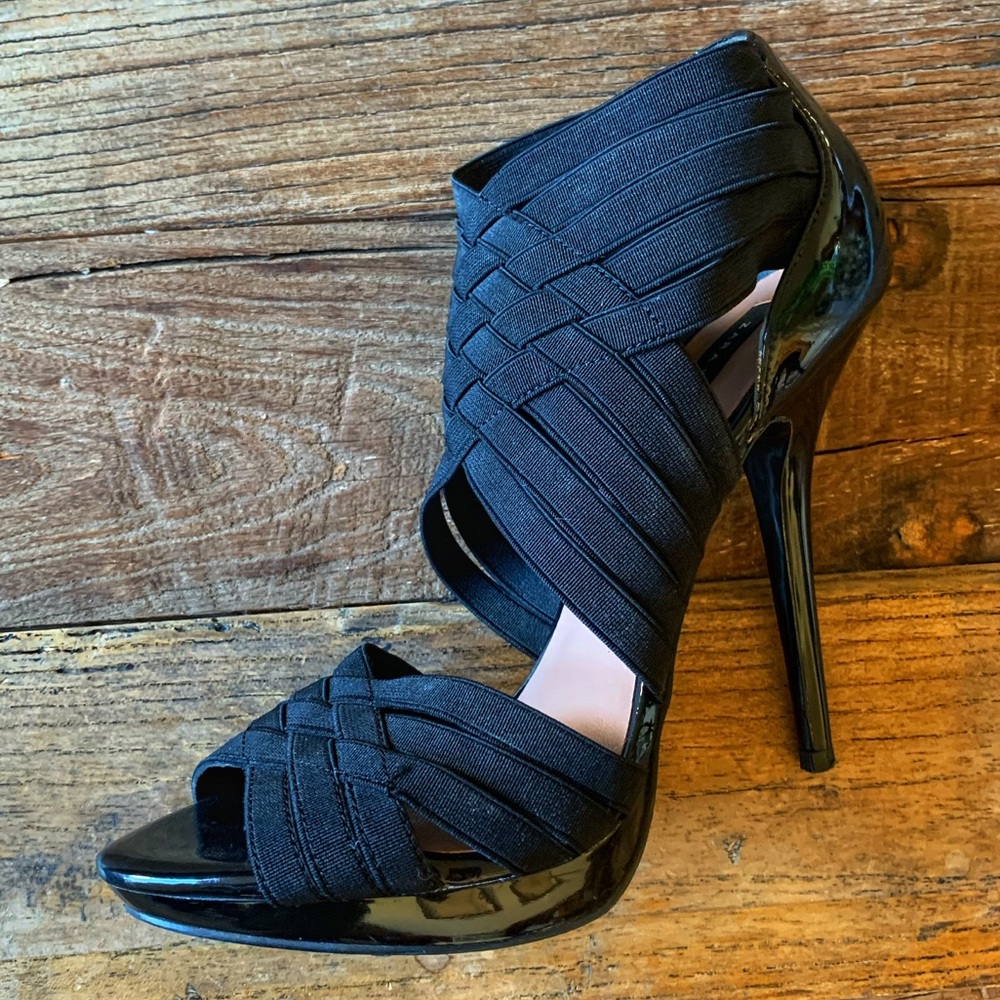 Zara elastic strapped black heels